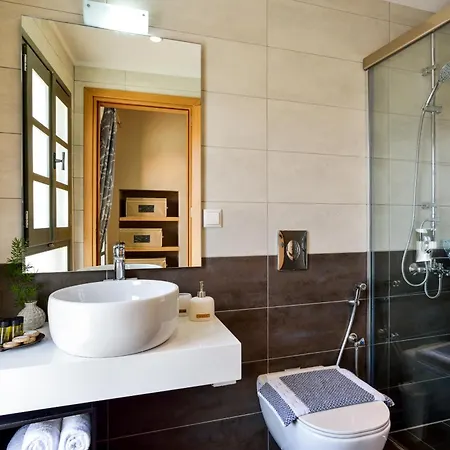 Casa Zea - Cozy Old Town 빌라 하니아